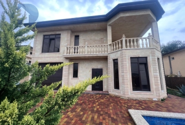 Закрытый клубный посёлок из 5 домов.